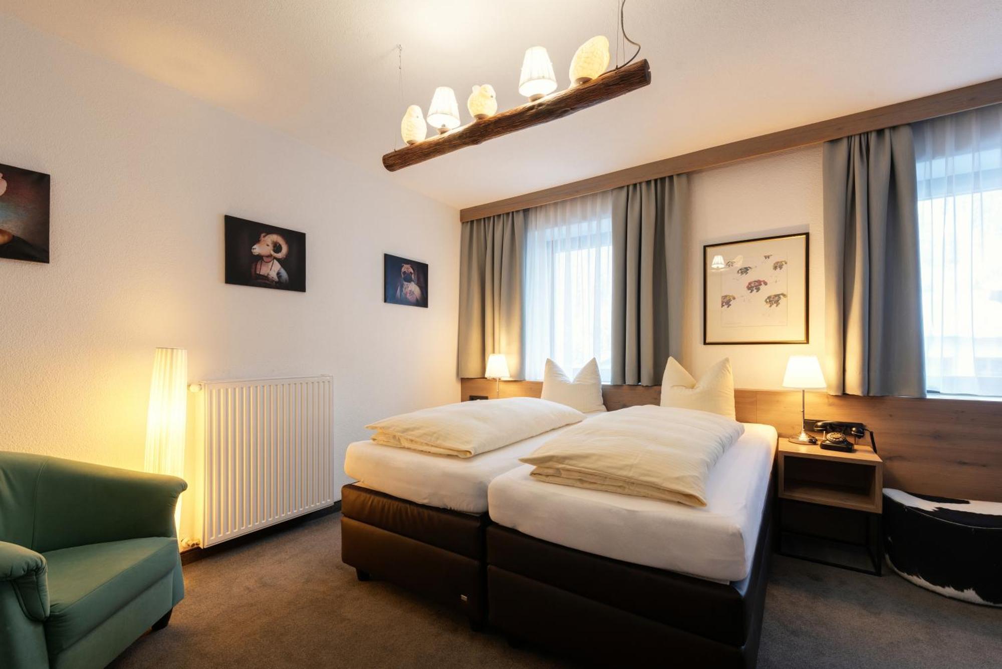 Hotel Pension Kirchplatz St. Anton am Arlberg Pokój zdjęcie