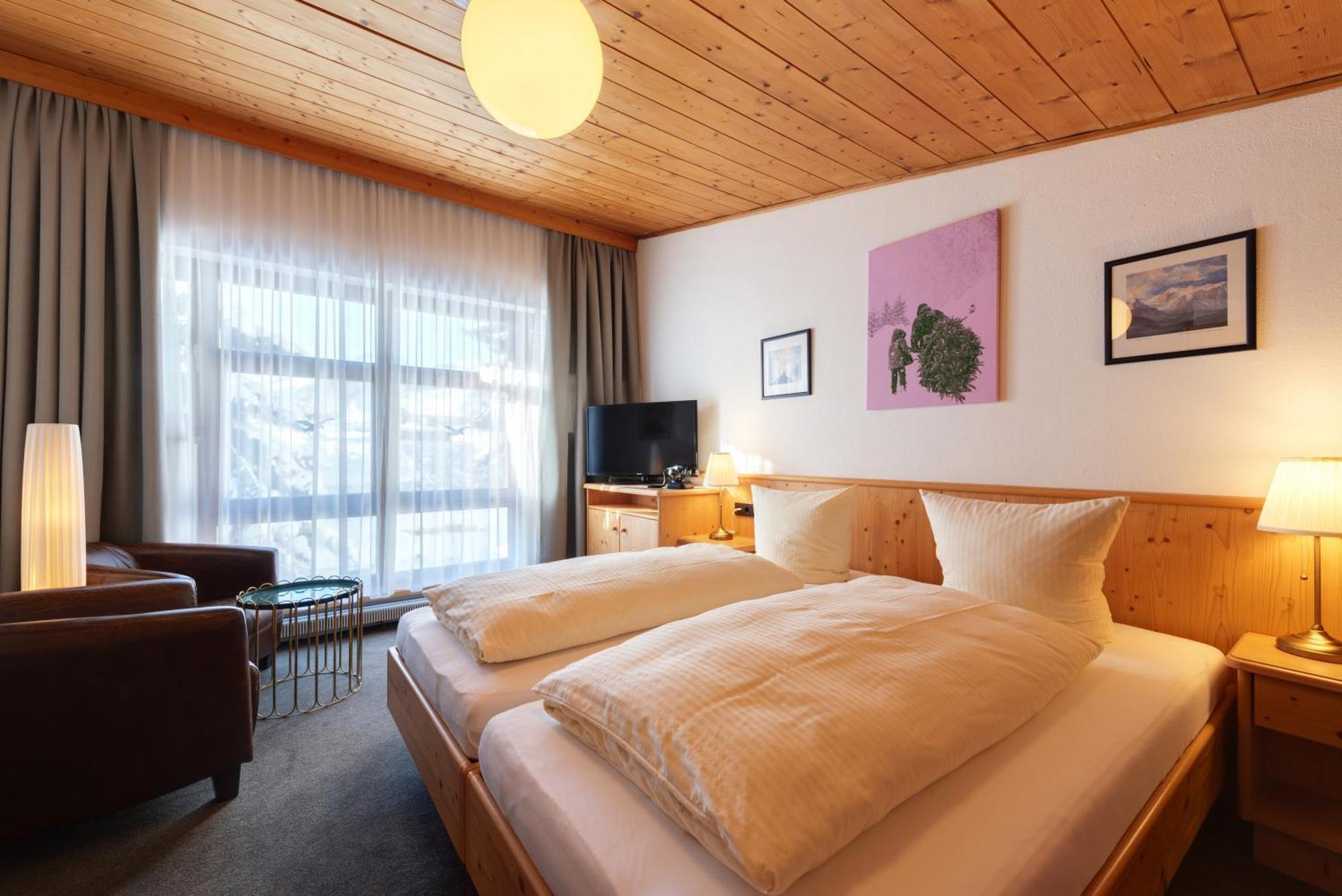 Hotel Pension Kirchplatz St. Anton am Arlberg Pokój zdjęcie