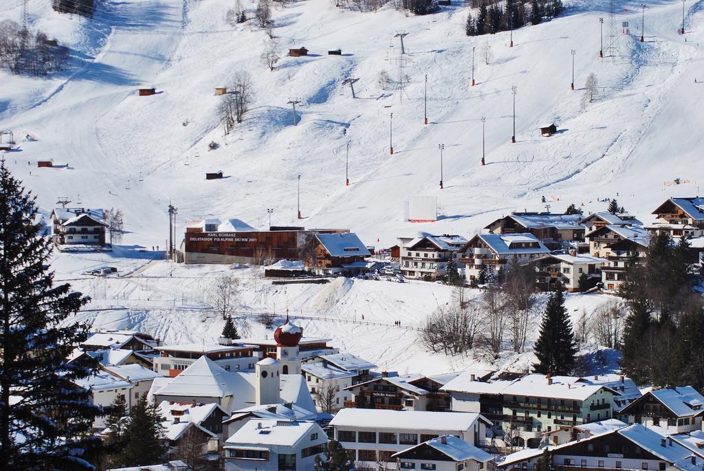 Hotel Pension Kirchplatz St. Anton am Arlberg Zewnętrze zdjęcie